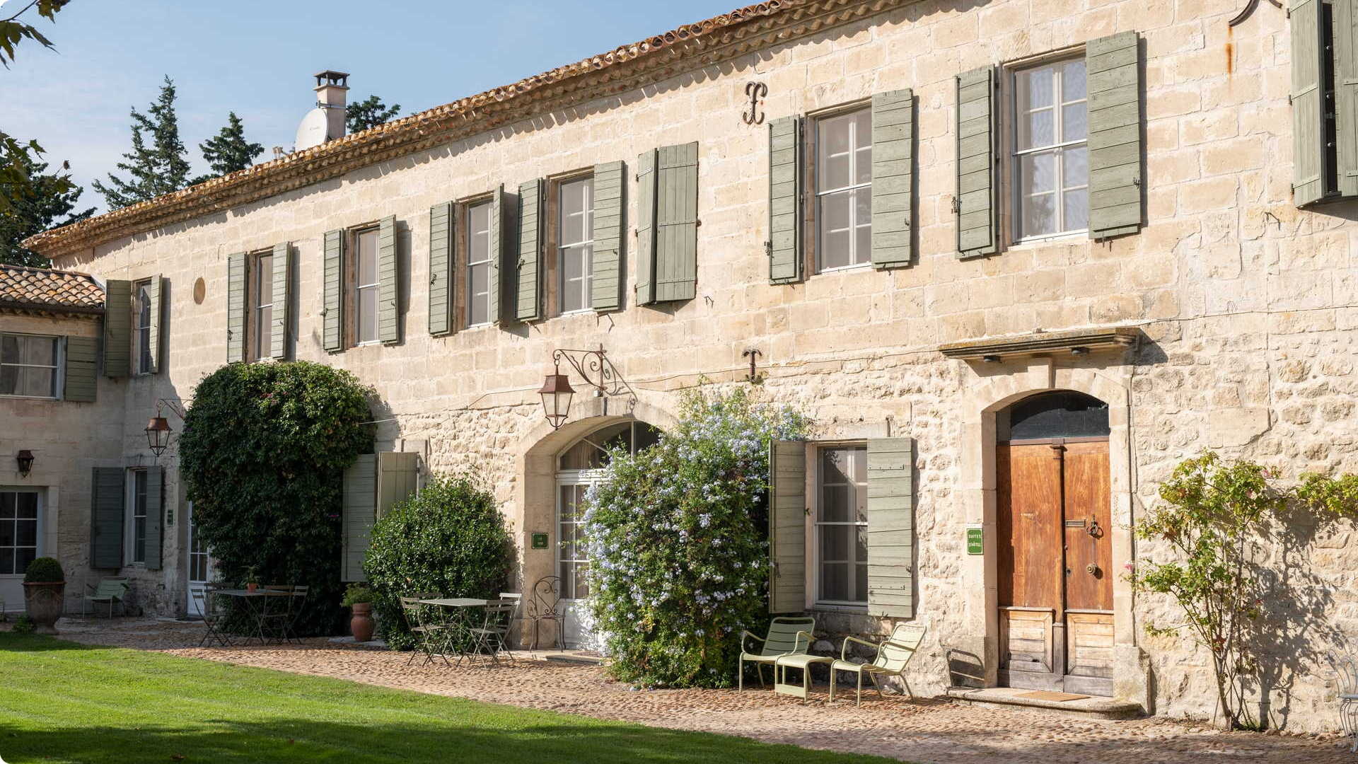 Domaine Des Clos — 30300 Beaucaire